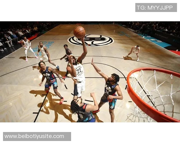 独行侠首发阵容揭晓克莱继续替补拉塞尔领衔出战 独行侠首发阵容揭晓克莱继续替补拉塞尔领衔出战