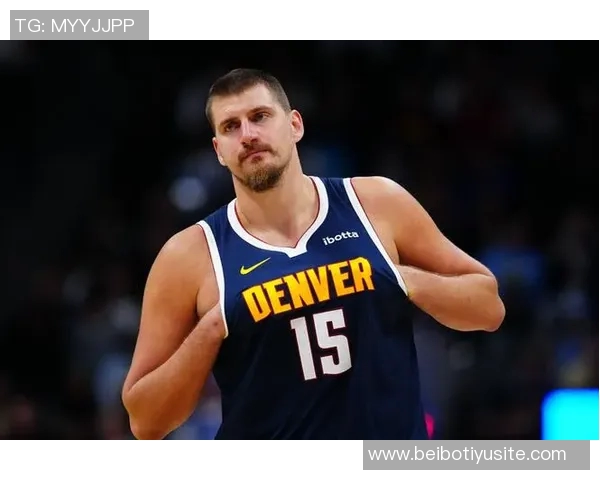 约基奇生涯20分10助场次达165场刷新中锋历史纪录超越张伯伦54场成第二