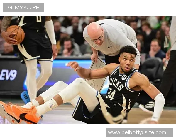 左肩受伤将缺席比赛里弗斯确认AJ格林随队前往底特律进行检查