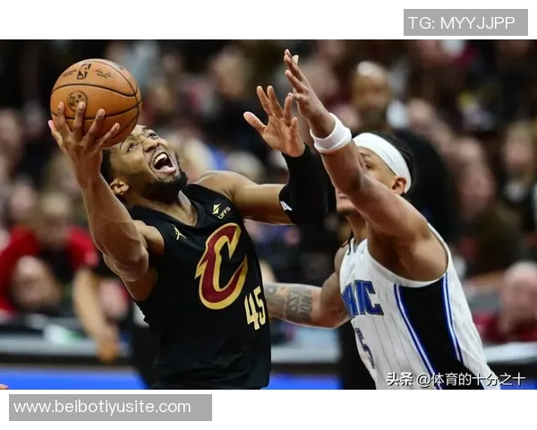 小米切尔:团队配合出色传球流畅避免孤军奋战 小米切尔:团队配合出色传球流畅避免孤军奋战