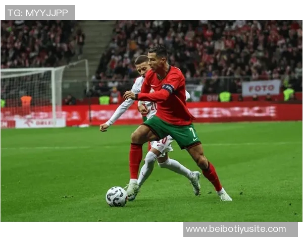 C罗将FIFA最佳投票权交给B席展现队长风范