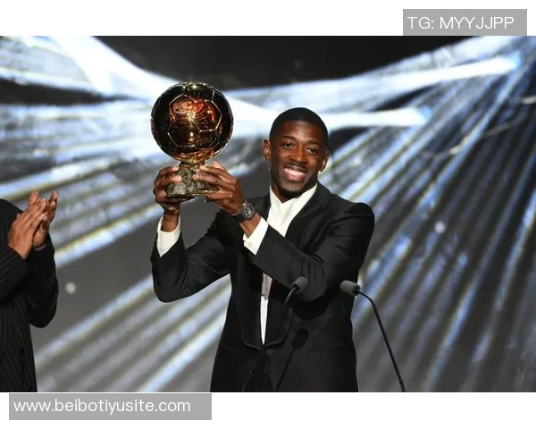 恩里克称赞登贝莱本赛季表现期待他重返金球奖巅峰状态